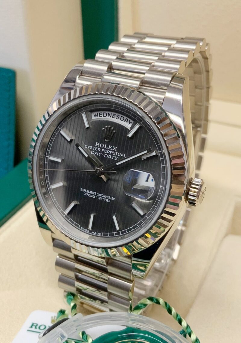 Rolex DayDate 41mm Grigio - immagine 3